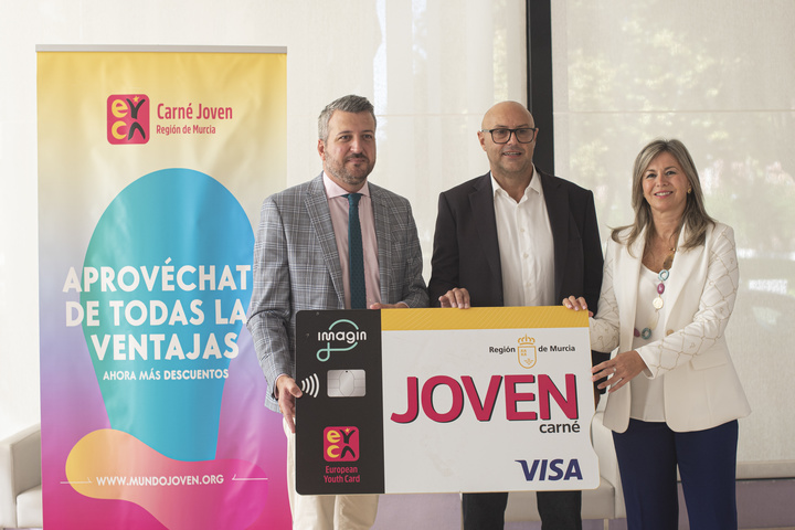 El carné Joven Europeo incorpora nuevas ofertas y ventajas para los jóvenes de la Región