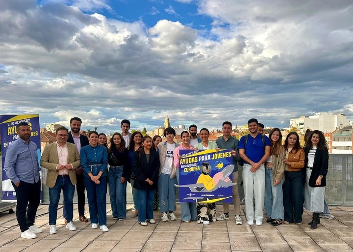 La Comunidad ofrece ayudas a los jóvenes para que realicen prácticas laborales en el extranjero