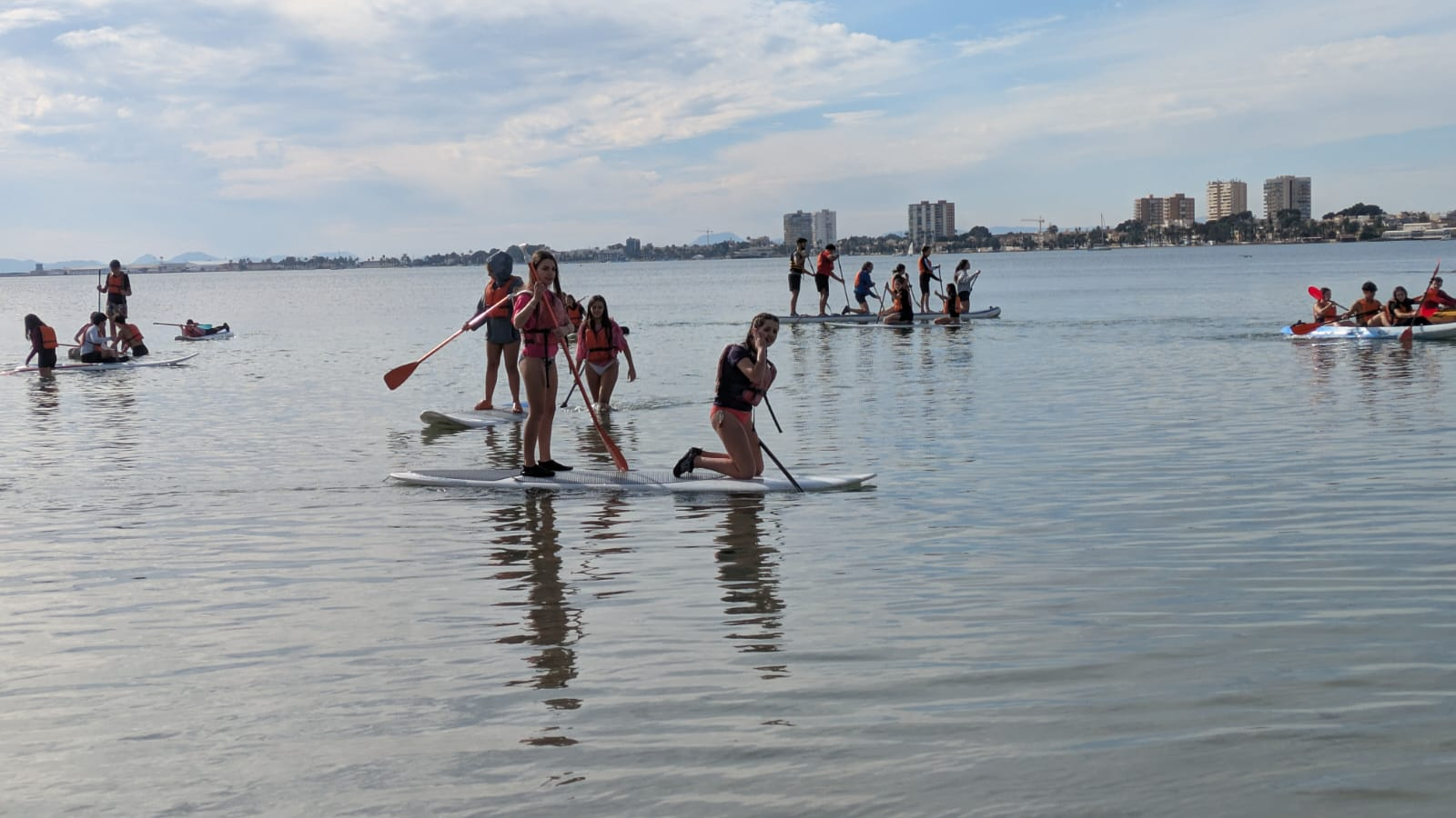 Padel surf Encuentro Inicial 2025-2026