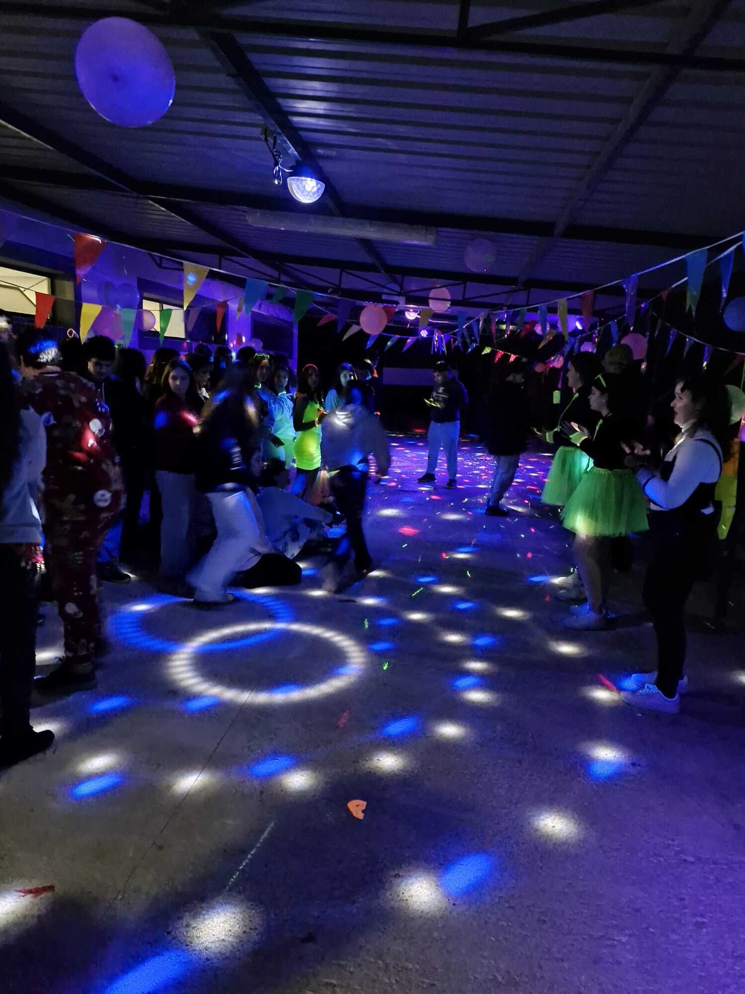 Preparación Fiesta Neón Encuentro Inicial 2024