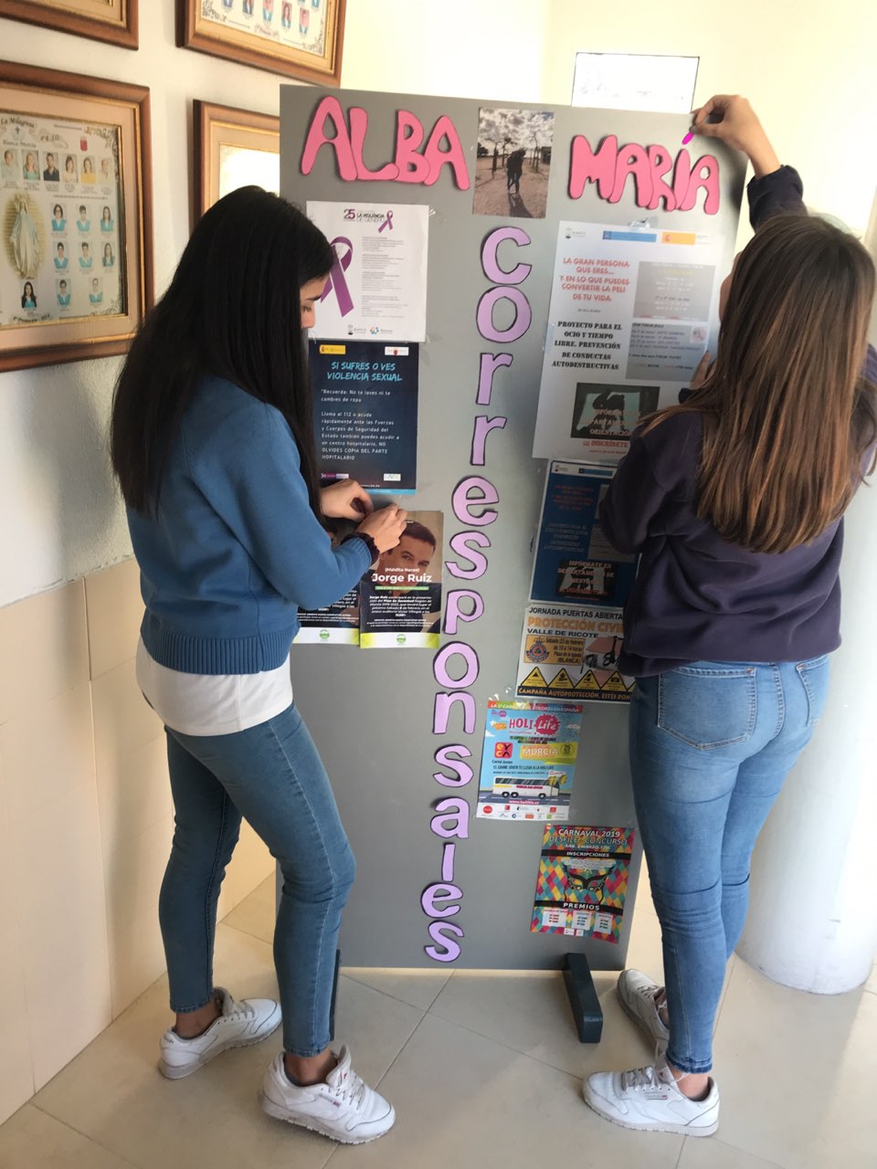 Colegio La Milagrosa, Blanca